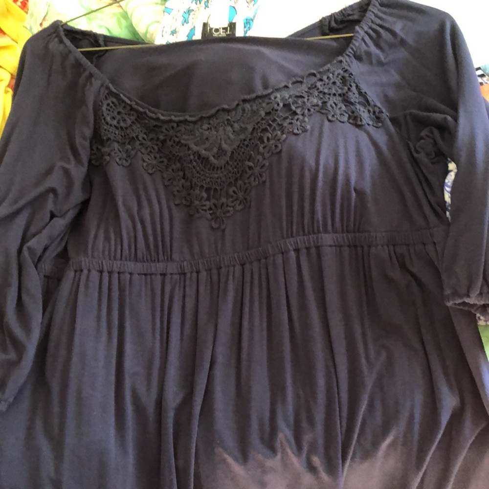 Dress - Picture 6 of 6